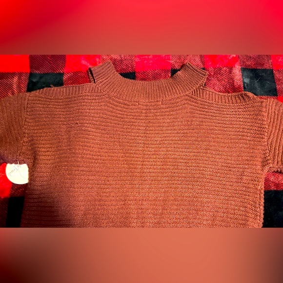 ❤️NWT❤️Sweater, Shoulder-less long lightweight 🌺 women’s size Large - Picture 4 of 16